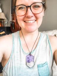 RUN!!!!!!🔥🔥🔥🔥 This Hanging Pendant Is A GREAT Size & It's 75% Off!!!!!  Around 25 Bucks!!!! LOW STOCK SO HURRY!!!!!!! ⬇️⬇️⬇️⬇️⬇️