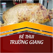 Theo nhiều hình ảnh, có thể quan sát thấy nam diễn viên không mấy hào hứng với màn. Be Thui TrÆ°á»ng Giang Posts Facebook