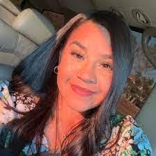 Esther Trillo's Instagram, Twitter & Facebook