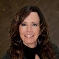 Pamela Maas's Instagram, Twitter & Facebook