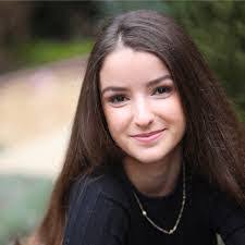 Jenna Laidley's Instagram, Twitter & Facebook