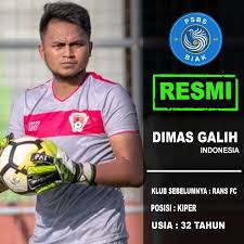 PSBS Biak resmi menambah satu amunisi baru di lini penjaga gawang. Kali ini Dimas  Galih kiper berpengalaman resmi digaet untuk menambah kekuatan baru. Kiper  berusia 32 tahun tersebut bakal bersaing dengan kiper