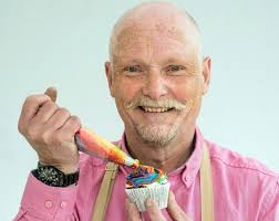 How much are The Great British Bake Off judges, hosts and contestants paid? 