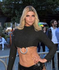 Micaela Schäfer zur Corona-Krise: „Ohne Webcam-Job wäre ich pleite“ |  Unterhaltung | BILD.de