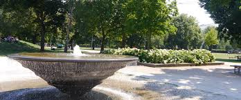 Weiter auf an der spandauer brücke. Monbijoupark Visitberlin De