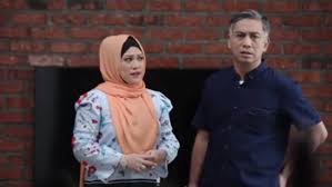 Sekali pandang orang akan cakap dia cindrella tapi versi thriller. Hero Seorang Cinderella Season 1 Episode 13