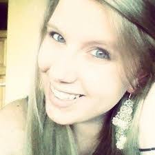 Sara Salamon's Instagram, Twitter & Facebook