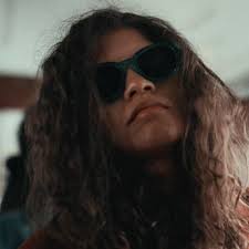 Pin By Ari 3 On And Salt The Earth Behind You In 2020 Zendaya Coleman Euphoria Zendaya