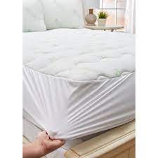 The soft knit cover and quilted design pattern enhances the already plush quality of this mattress pad. Essence Of Bamboo Luxurious Knit Cover King Mattress Pad Ds8500bam 1k The Home Depot