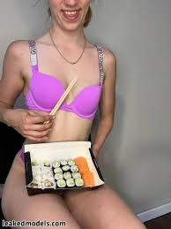 Sarah Bird Photo Nude Leaks OnlyFans 14 - Modèles Leakées