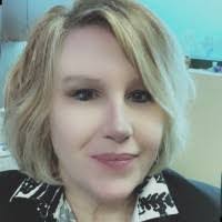 Leah Tully's Instagram, Twitter & Facebook