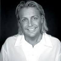 He was earlier married to singer carola häggkvist.1. Runar Sogaard Din Attityd Kan Forandra Ditt Liv Ledarskap Och Personlig Utveckling