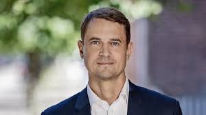 Kontroversiel topchef og ATP solder dine penge op