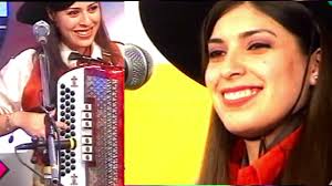 DANIELA MOREIRA Y SU CONUNTO. "SANJAVIERINA" (CHAMAMÉ).