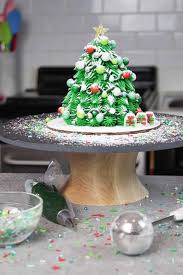Bettycakes.wordpress.com.visit this site for details: Christmas Cake Decorations Easy And Creative Ideas