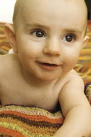 Deux femmes et 1 couffin