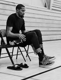 Nike Kd 11 Still Kd Paranoid Release Date Sneakernews Com Kd Shoes Nike Kd Shoes Kevin Durant