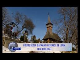 Ridicată pe o colină din dreapta rîului ieud, biserica din deal este unul dintre monumentele religioase cele mai reprezentative ale arhitecturii maramureşene în lemn, fiind satul ieud are de fapt două biserici, ambele cu hramul „naşterea maicii domnului, cea din vale, mai nouă, fiind ridicată în 1717. The Church Of Ieud Deal Ieud Destimap Destinations On Map