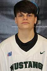 Cade Moss's Instagram, Twitter & Facebook