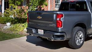2021 chevrolet colorado truck engine. 2021 Chevrolet Silverado Gets A Multi Flex Tailgate Better Towing