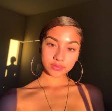 Pin By Nardel On Hair Baddie Hairstyles Edges Hair Light Skin Girls