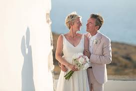 The romantic, organic wedding photography by lauren fair. Romantic Destination Wedding In Folegandros Fiona Renaud Chic Stylish Weddings