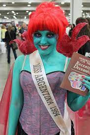 She may play a small role in tim burton 's 'beetlejuice,' but it's an important and very memorable today's cosplay pays homage to the suicidal and sassy miss argentina. Img 2766 Miss Argentina Costume Dress Halloween Costume Halloween Cosplay