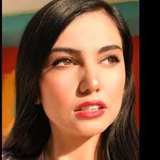 Daniela Aponte (@DaniAponte10)