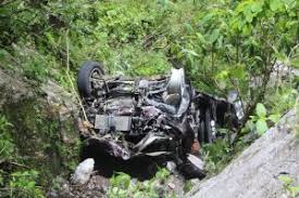 Mussoorie circle officer (co) narendra pant said, the incessant downpour the night before and the dense fog that enveloped that entire route (mussoorie to dehradun) appear to have been primary causes of the accident. 2 Killed As Car Goes Off Hill Road Garhwal Post