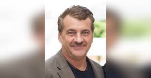 Charles Gille's Instagram, Twitter & Facebook