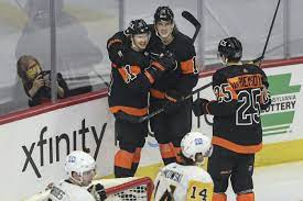 Sean Couturier Injured But Travis Konecny S First Career Hat Trick Carter Hart S Goaltending Lift Flyers Past Penguins 5 2 In 2021 Flyers Hockey Philadelphia Flyers Hockey Carters