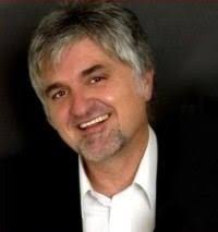 Tom Howard (musician)