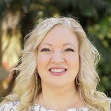 Sandy Lee Salazar, Insurance Broker