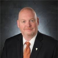 Daniel Snively's Instagram, Twitter & Facebook