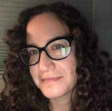 Beth Mazur's Instagram, Twitter & Facebook