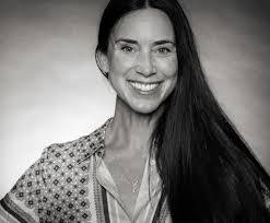 Danielle Suttles's Instagram, Twitter & Facebook