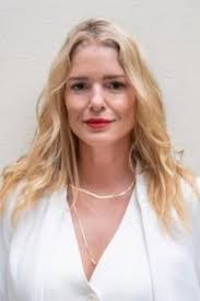 Caroline Allum's Instagram, Twitter & Facebook