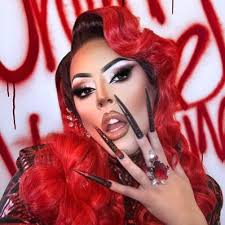 Natalie Bartlett (@NatABartlett)