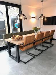Stoere Eetkamer Met Eetkamertafel Bank En Stoelen Van Table Du Sud Stoerwone Stoere Eetkamer Met Eetkamertafel Esszimmer Sofa Wohn Esszimmer Esstisch Bank