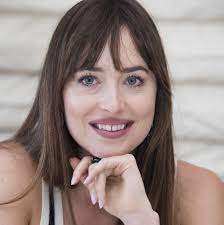 Free download dakota johnson smile, and you can download free high quality dekstop wallpapers for your desktop. Why Dakota Johnson S Smile Is Missing Her Usual Tooth Gap