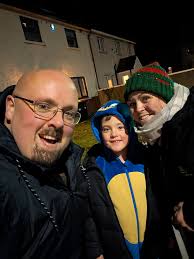 Hi all! I just wanted to introduce myself and share a photo that I took.  This is myself, my wife Clare Foster and our youngest Luke. A lovely, happy  nearly 7 year