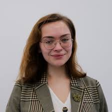 Rhiannon Thompson's Instagram, Twitter & Facebook