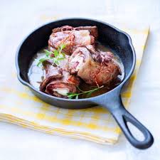 Panse De Bœuf Frit Sauce Ravigote Salade D Herbes Et Chou Rouge By Scotchman Produits Tripiers Onglet De Boeuf Tripes Recette Recette Italienne
