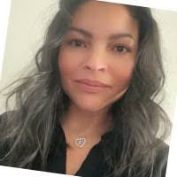 Lynette Ramsey's Instagram, Twitter & Facebook