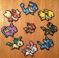 Sprites De Pokemon Eeveelution Super Mignons Fait A La Main A L Aide De Perles Hama Il Suffit De Selectionne Hama Beads Pokemon Pokemon Bead Perler Bead Art