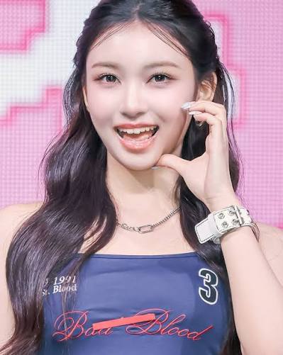 Kirala Captures Spotlight at OURBIRTHDAY Debut Showcase with Radiance, Charm, and Rookie Star Power! Kirala shone brightly with her captivating stage presence and confident performance. #키라라 #KILALA #OURBIRTHDAY #아워벌스데이 #OBD #OBD_SQUEEZY #SQUEEZY
