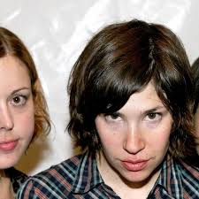 Album Review: Sleater-Kinney-Little Rope (Deluxe)