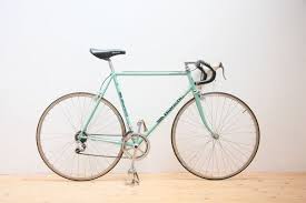 Pin By Mr Ln On Vintage Bikes Road Bike Vintage Vintage Racing Bike Retro Bicycle