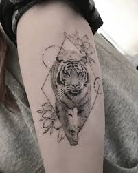 Maybe you would like to learn more about one of these? Arm Geometric Tiger Tattoo Novocom Top