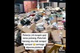 Seorang warga indonesia yang tinggal di jepang pun memberi kesaksiannya: Video Viral Paket Berserakan Dan Disebut Karena Mogok Karyawan J T Express Bukan Di Indonesia Halaman All Kompas Com